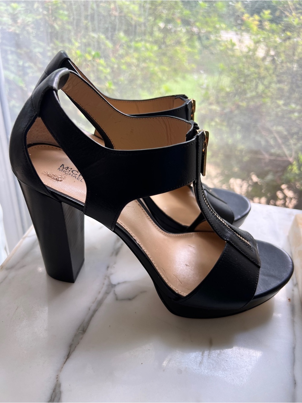 Michael Kors Berkley Black Leather T-Strap Platform Heel with Gold Zipper Size 9 - Picture 2 of 10